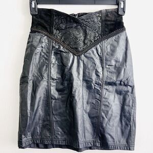 Vintage I.O.U. Black Genuine Leather Taffeta Fabric Trim Pencil Skirt ~Size 9/10